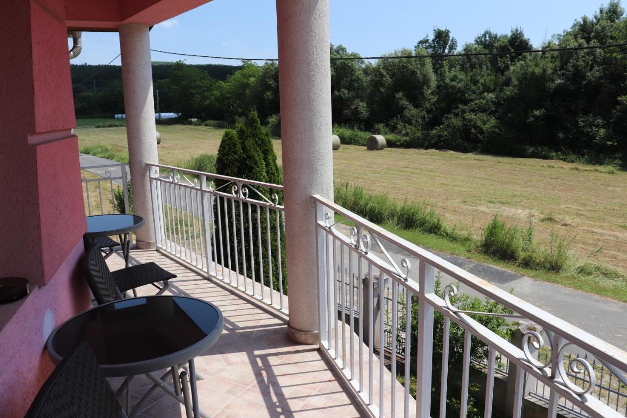 Liget Apartmanhaz Kehidakustány Exterior foto