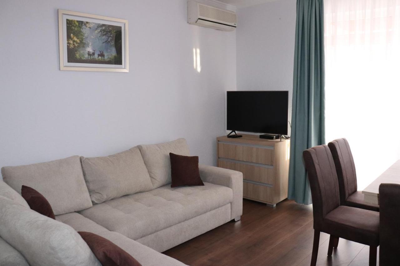 Liget Apartmanhaz Kehidakustány Exterior foto