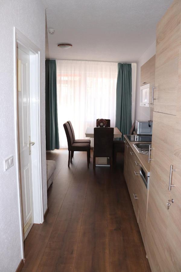 Liget Apartmanhaz Kehidakustány Exterior foto