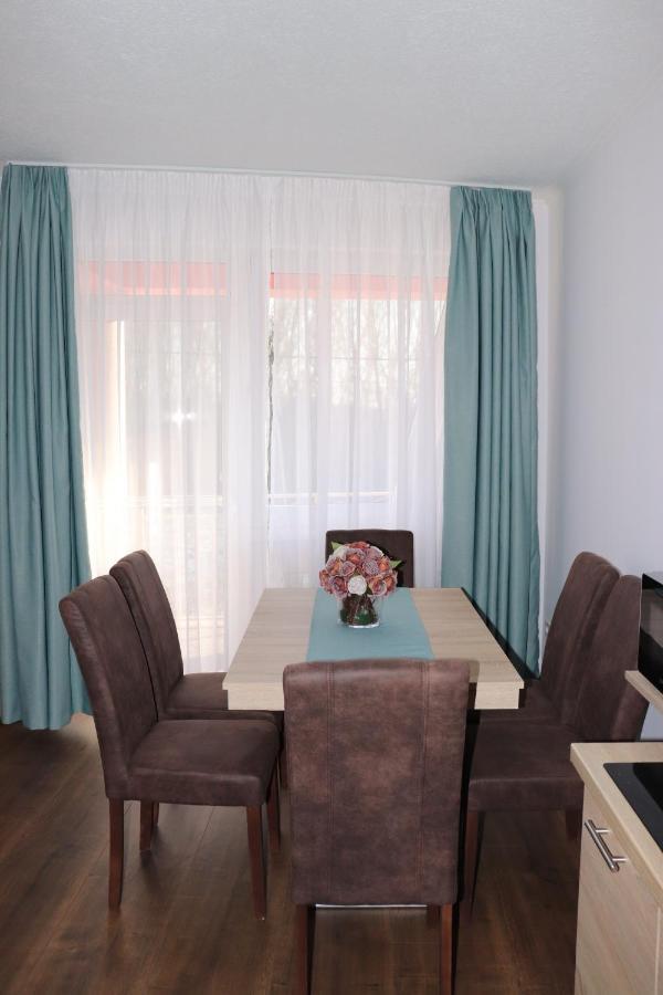 Liget Apartmanhaz Kehidakustány Exterior foto