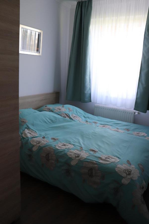 Liget Apartmanhaz Kehidakustány Exterior foto